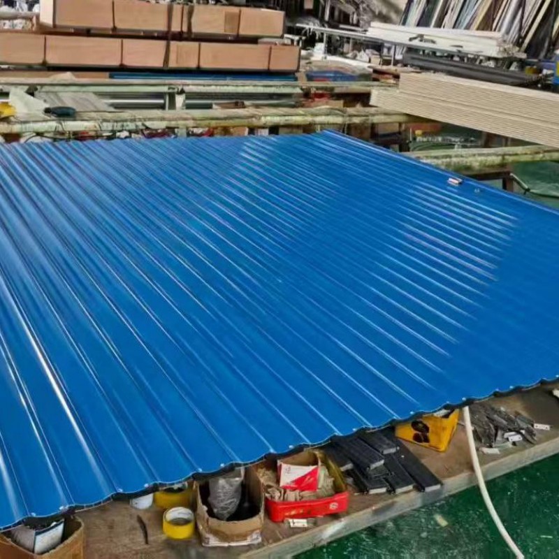 Warum sind Rolltore aus Metall für moderne Sicherheit und Effizienz unerlässlich?